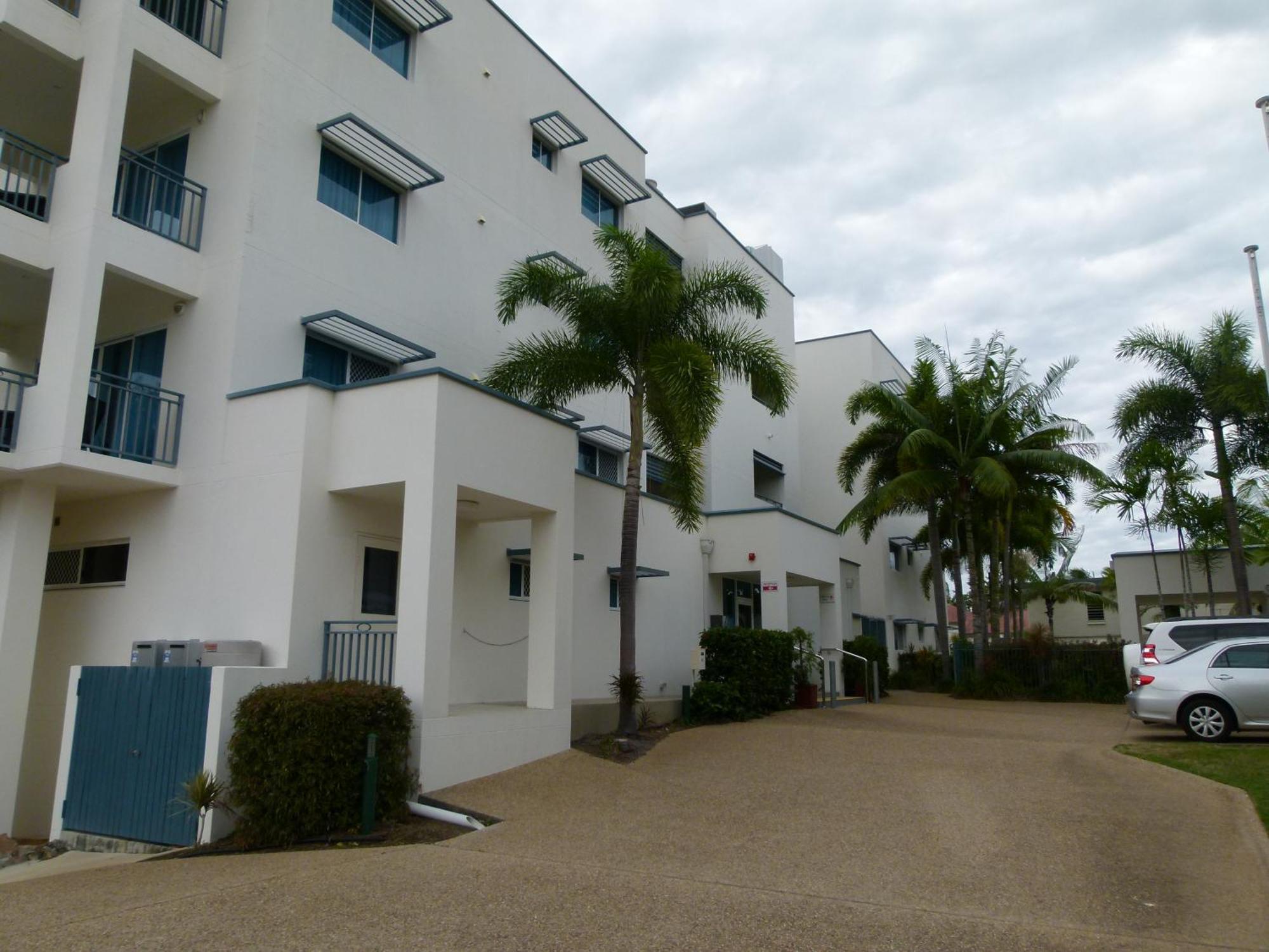 Madison Ocean Breeze Apartments Townsville Dış mekan fotoğraf