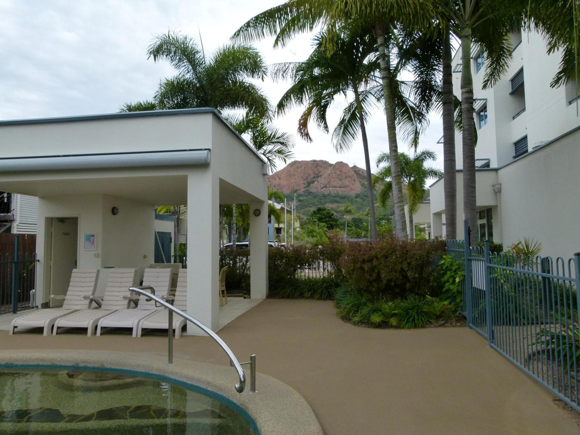 Madison Ocean Breeze Apartments Townsville Dış mekan fotoğraf