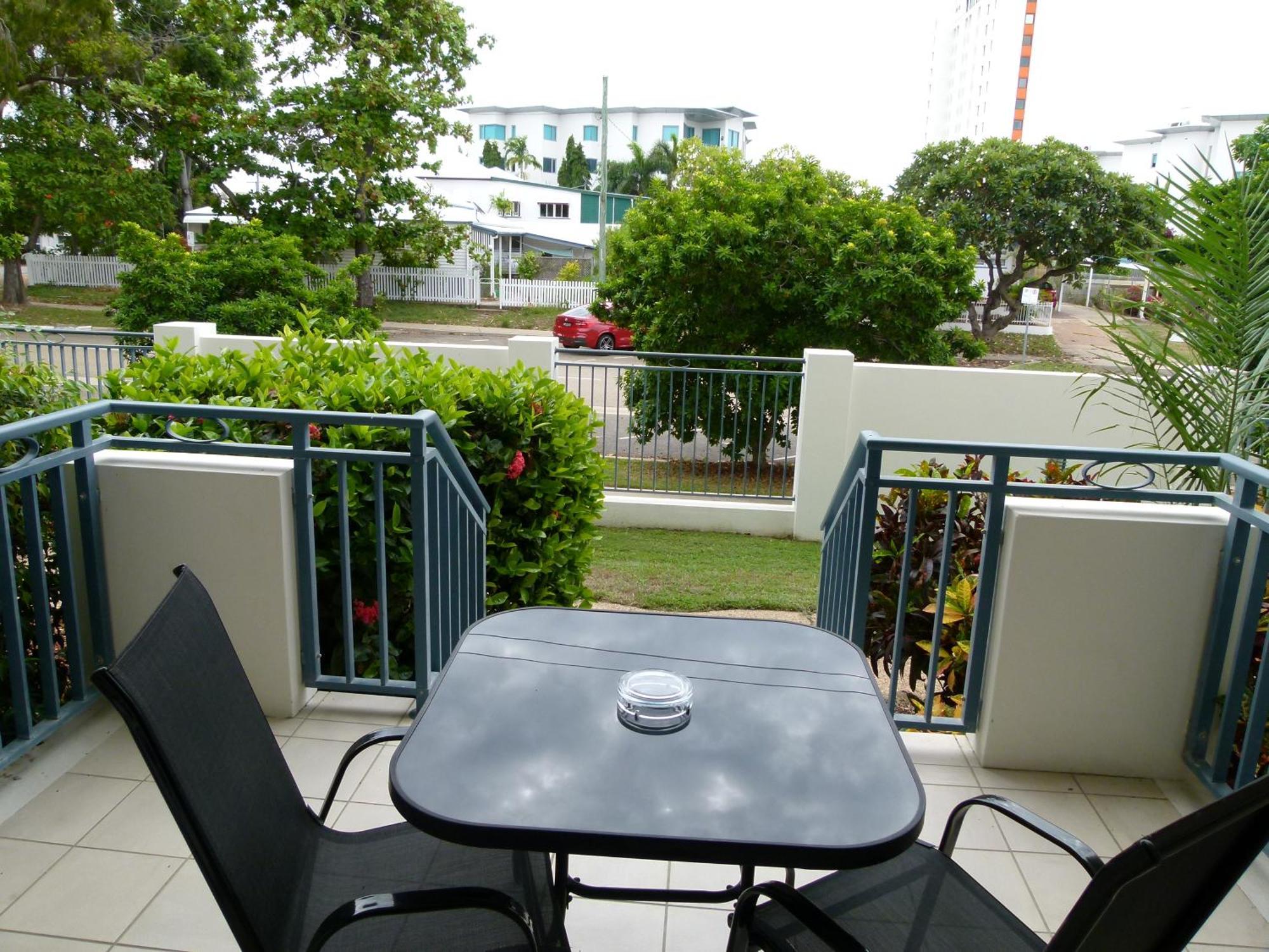 Madison Ocean Breeze Apartments Townsville Dış mekan fotoğraf