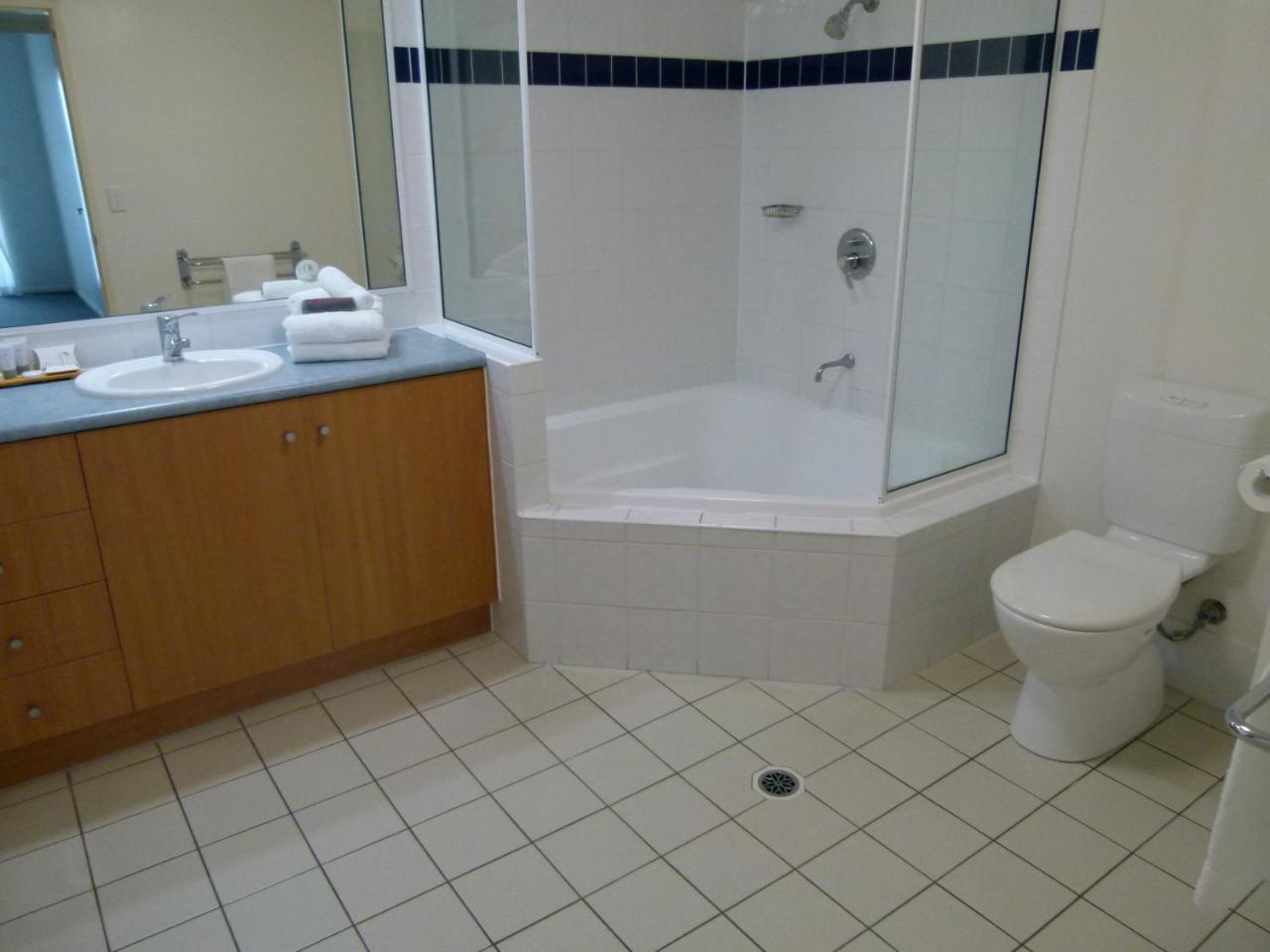 Madison Ocean Breeze Apartments Townsville Dış mekan fotoğraf